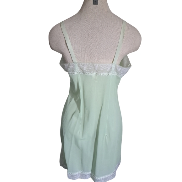 VTG BEELINE USA mint green full slip NYLON lace 36 Short coastal glam *Flaw* - Picture 2 of 11